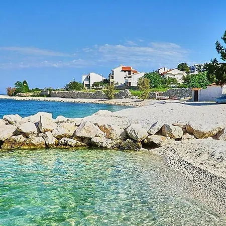 Ujevic Homestay